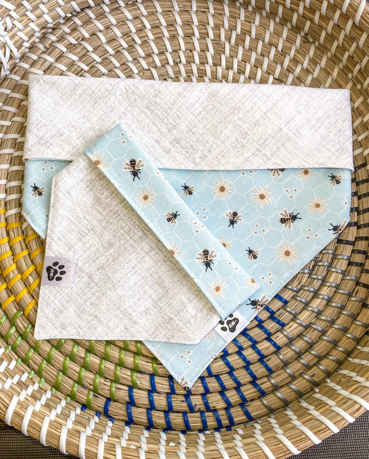 Daisies & Bees - Bandana | Reversible