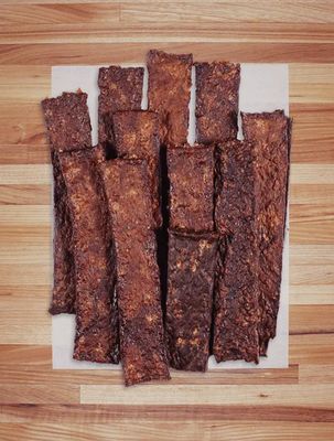 BEEF STRIPS - FARM HOUNDS 4.5OZ