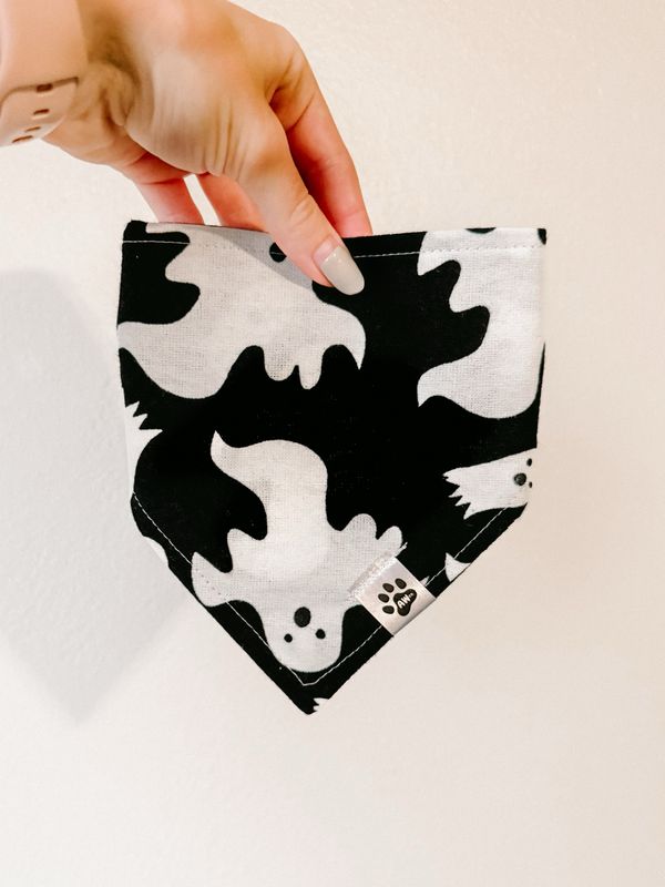 Glowing Ghosts - Bandana